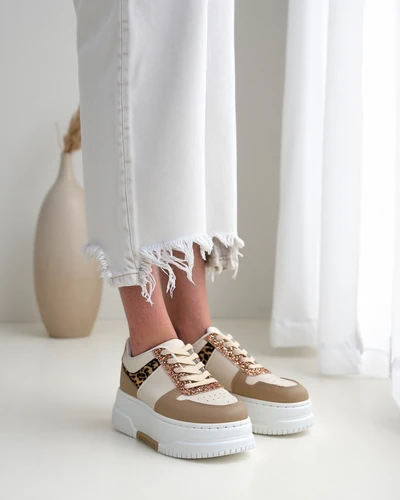 Royalfashion Жіночі кросівки з блиском Qisofi