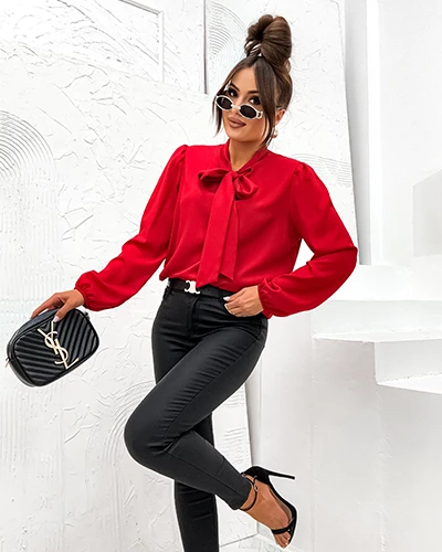 Блузка Royalfashion для женщин с бантом