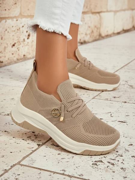 Royalfashion Женские тканевые спортивные слипоны Teletta