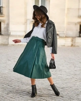 темний зелений