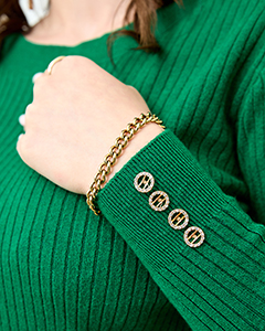 тёмно-зелёный