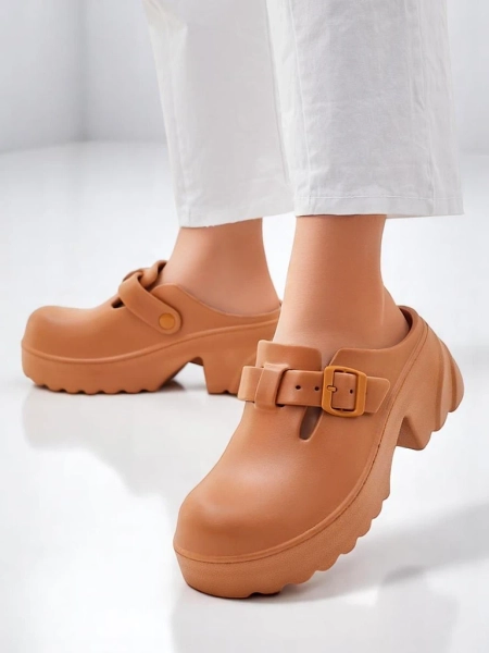 Royalfashion Жіночі гумові босоніжки на підборах Voxones