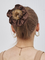 коричневий