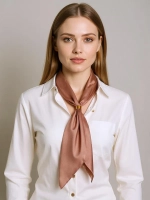 Темно-коричневий