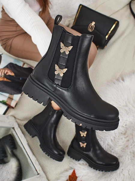 Женские ботинки из экокожи с бабочками Bravelle