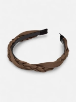 коричневий