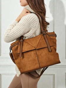 світло-коричневий