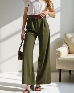 темно-зелений