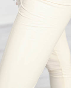 бежевий || крем