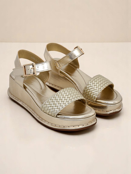 Royalfashion Женские босоножки на танкетке с плетёным ремешком Fiolle