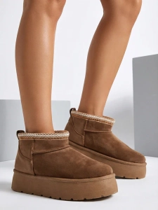 Темно-коричневий