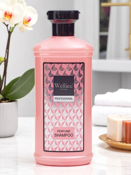 Профессиональный шампунь для волос — интенсивное увлажнение и разглаживание волос