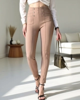 светло-коричневый