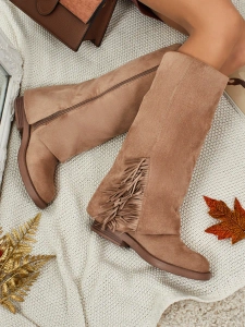 світло-коричневий