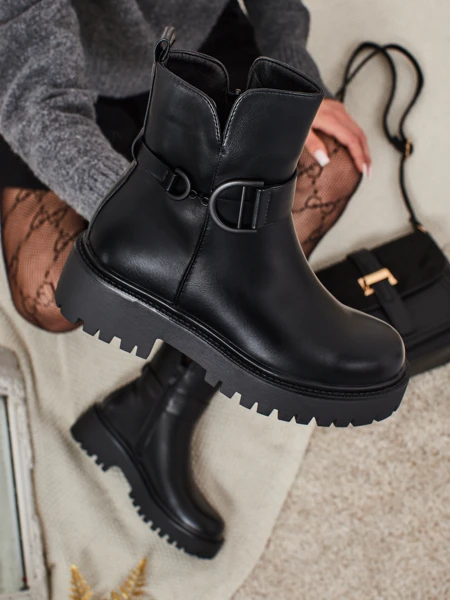 Женские ботинки из экокожи Marques