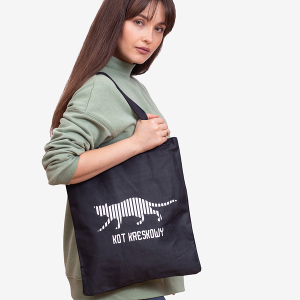 Черная сумка с надписью и принтом кота