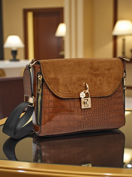 Маленька жіноча сумочка з еко-шкіри з тисненням Narelle