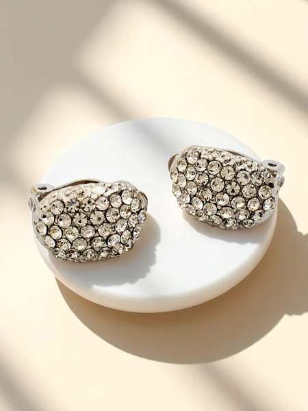 Royalfashion Женские клипсы с фианитами