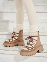 коричневый