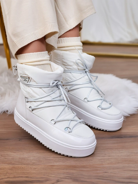 Royalfashion Женские ботинки-слипы a'la snow boots in white Vevnose