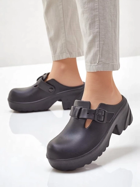 Royalfashion жіночі гумові сандалі на підборах Voxones