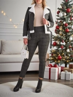 коричневый