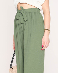 тёмно-зелёный