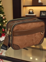 коричневий