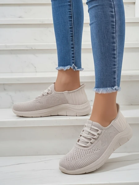 Royalfashion Жіночі текстильні спортивні черевики на резинці Arrate