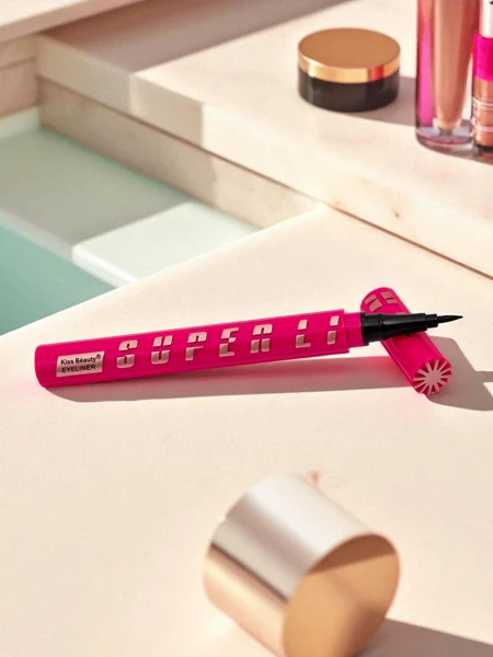 Олівець-підводка для очей