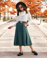 темно-зелений