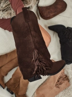 Темно-коричневий