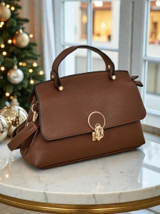 коричневий