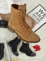 коричневый