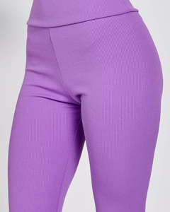 фіолетовий