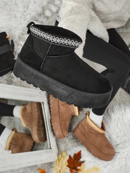 Короткі жіночі черевики a'la снігоходи Nymeria