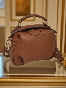 коричневий