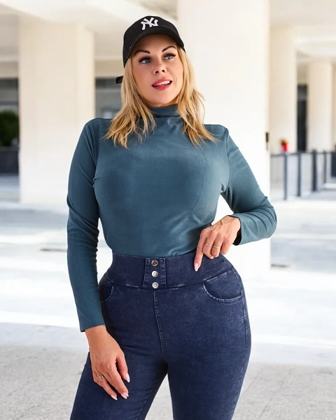 Зеленая водолазка - Одежда