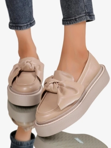 світло-коричневий