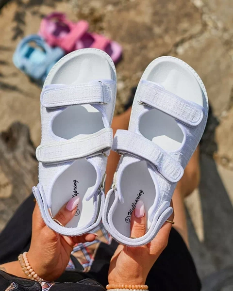 Білі жіночі босоніжки з тканини Desotty