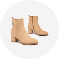 світло-коричневий