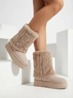 коричневый