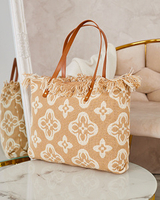 коричневый