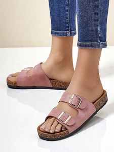 Світло-рожевий