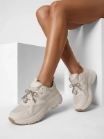 Светло-бежевый