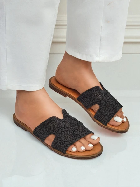 Rpyalfashion Жіночі сандалі з декоративним ремінцем Braida