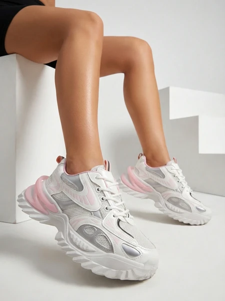 Royalfashion Жінські патентні кросівки Leysi