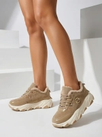 коричневий