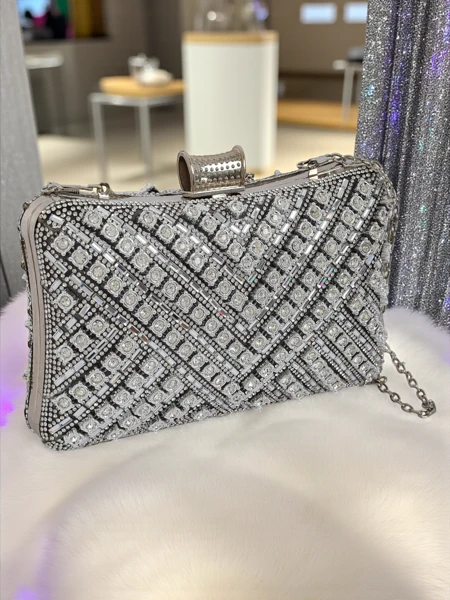 Royalfashion Жіноча сумка-клатч з цирконами Seraphine Glint