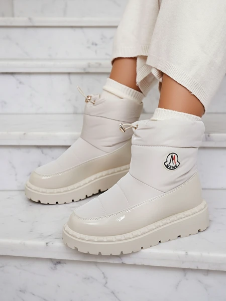 Royalfashion Жіночі черевики-сліпони для снігу кремового кольору Ireda